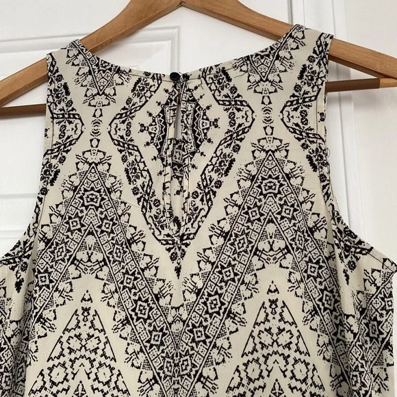 NWT Maurice’s black and cream sleeveless shift dress. - Picture 4 of 14